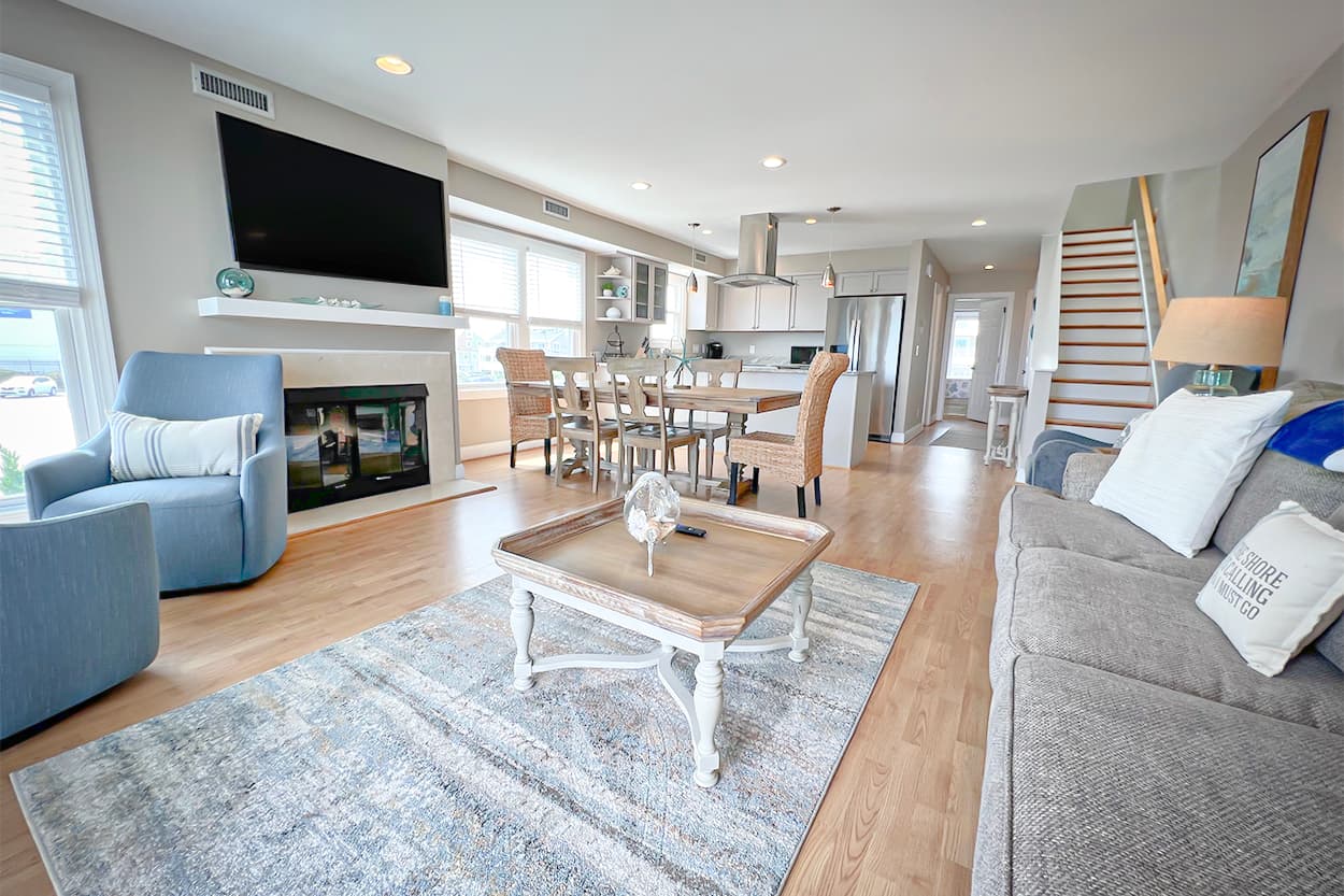 The Vacation Rental Owner’s Dilemma: Personal Use vs. Peak Season Profits