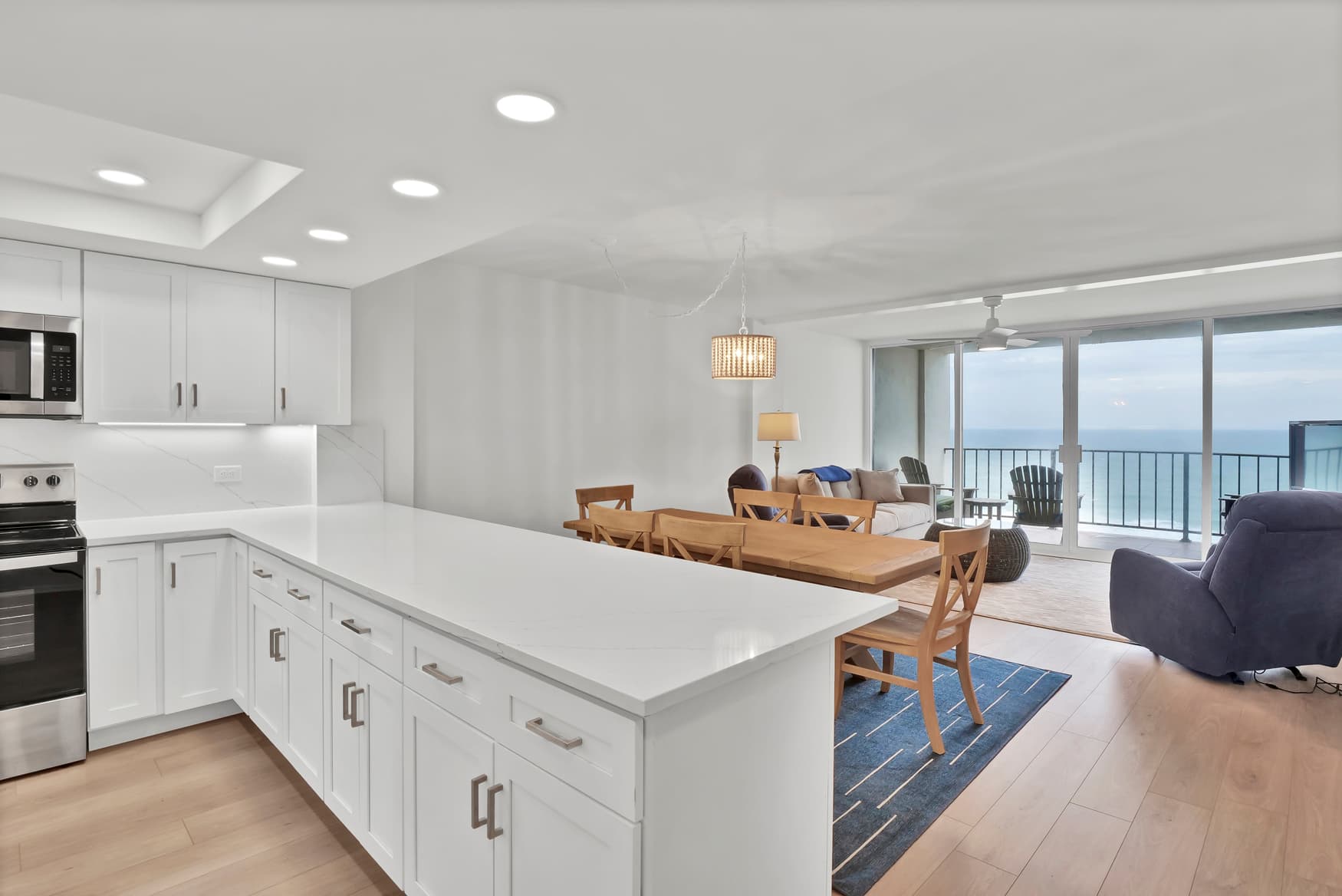Bright and Spacious Living Area